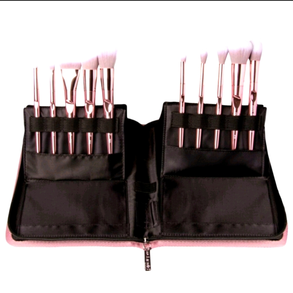Makeup Brushes